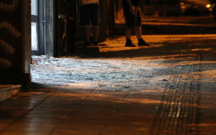 ΣΚΑΪ: Η Υπουργός ΠροΠο και ο Αρχηγός της ΕΛ.ΑΣ στις εγκαταστάσεις του Mediaκού Ομίλου μετά την έκρηξη
