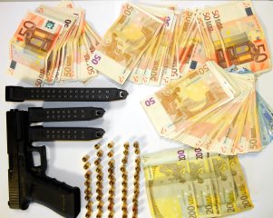 ΑΑΔΕ: Κατασχεμένα χρυσά νομίσματα και.. ψόφιες μαϊμούδες