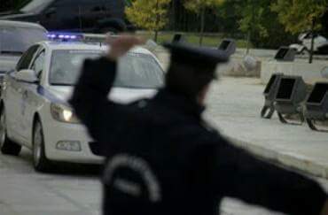 Κηφισιά: «Προφασίστηκαν» τροχαίο και λήστεψαν ανυποψίαστο οδηγό