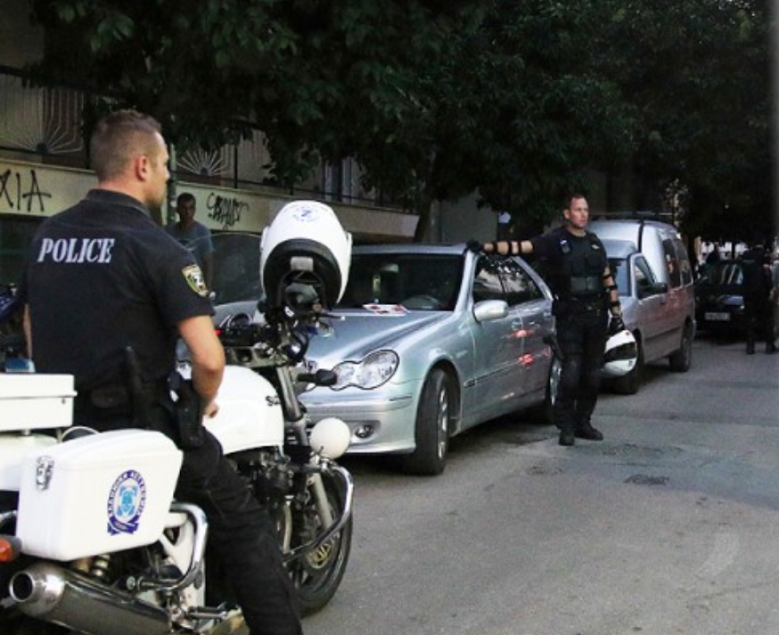 Το κλεμμένα Smart και η απόπειρα κλοπής πινακίδων του τέως Υπουργού