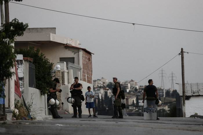 Συνάντηση Τόσκα με εκπροσώπους της Πανελλαδικής Συνομοσπονδίας Ελλήνων Ρομά