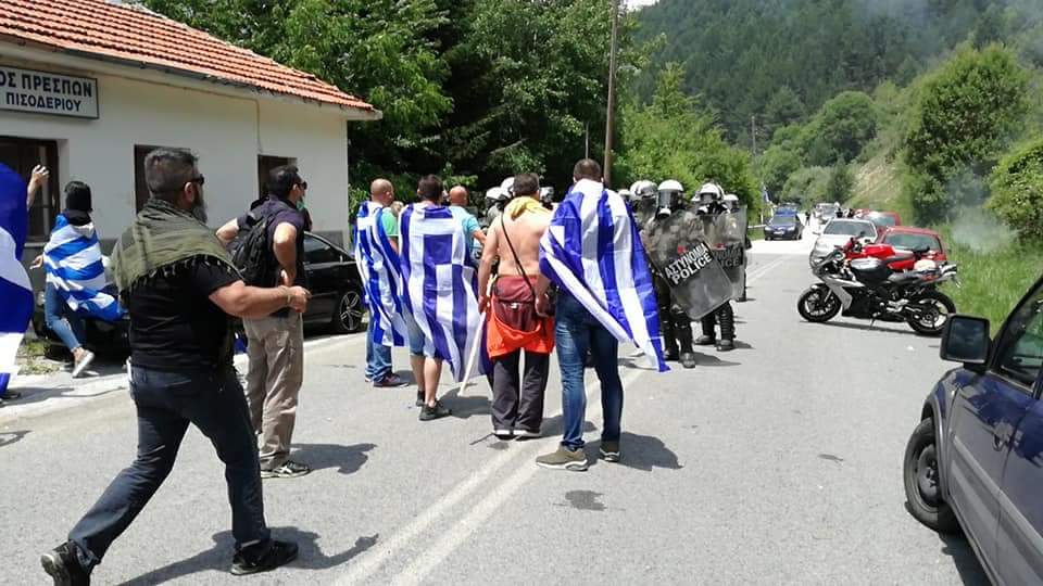Εκτεταμένα επεισόδια με διαδηλωτές και ΜΑΤ ενώ ο Τσίπρας υπέγραφε με Ζαεφ
