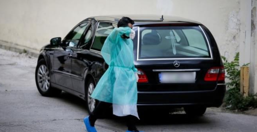 Μάτι: Κατέληξε 26άχρονη εγκαυματίας – Στους 99 οι νεκροί