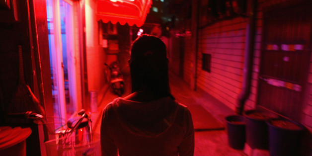 Ελληνίδες φοιτήτριες και ανήλικη μαθήτρια- Φωτογράφος ο αρχηγός του κυκλώματος των μαστρωπών