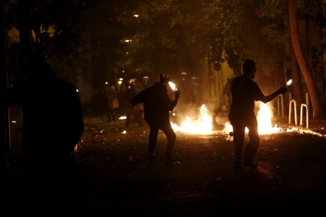 ΑΤ Τούμπας, ΘΣΝ: Με μολωτοφ επίθεση κατά Αστυνομικών