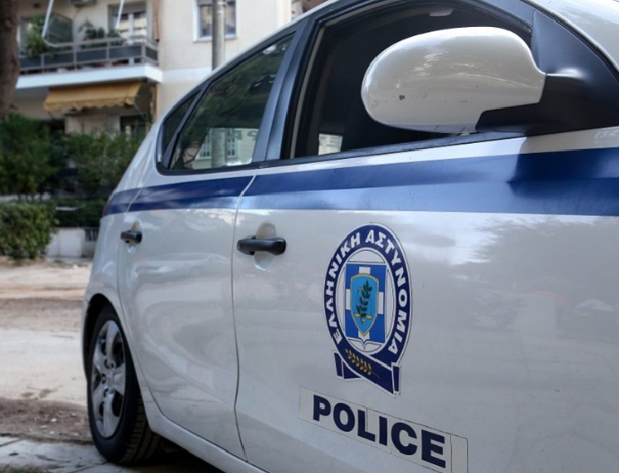 Πειραιά: Πτώμα ηλικιωμένου σε διαμέρισμα- Τον κατακρεούργησε η οικιακή βοηθός