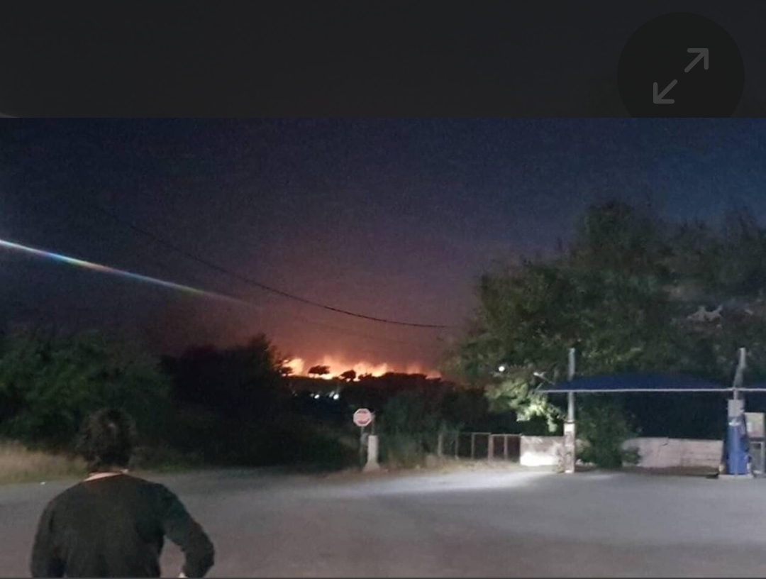 Σαμοθράκη: Σε εξέλιξη δασική πυρκαγιά