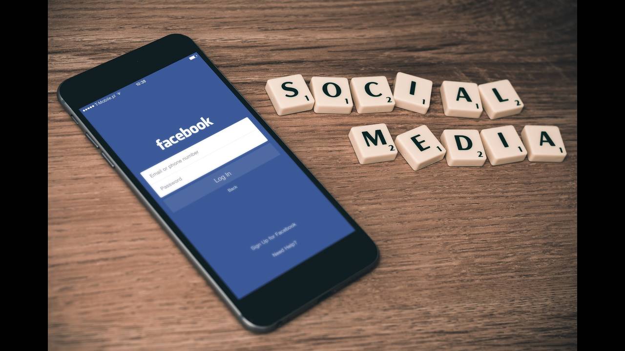 Οι αναρτήσεις σας στο Facebook είναι αποδεικτικά στοιχεία στο Δικαστήριο