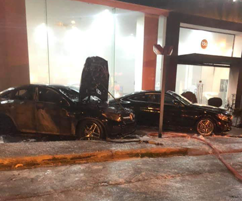 Γλυφάδα: Εμπρησμός σε αντιπροσωπεία αυτοκινήτων