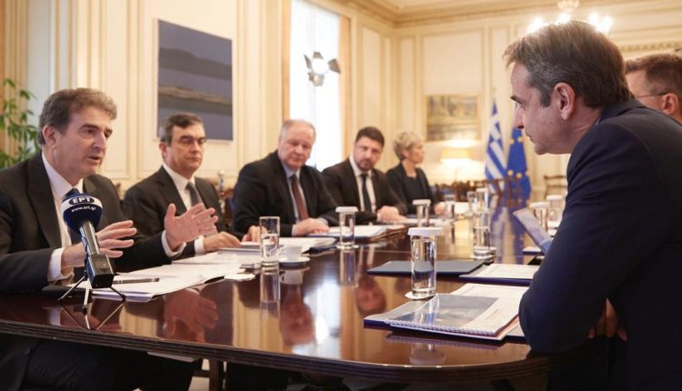 Μαξίμου: Σύσκεψη υπό τον Πρωθυπουργό με την ηγεσία του ΥπΠΡΟΠΟ για την 6μηνιαία αξιολόγηση και προγραμματισμό του κυβερνητικού έργου