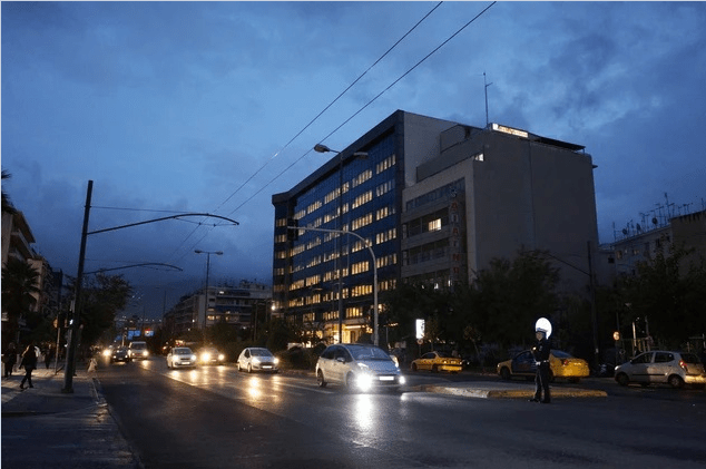 Απομακρύνθηκαν διακριτικά με εντολή της ηγεσίας στελέχη της ΔΑΕΕΒ