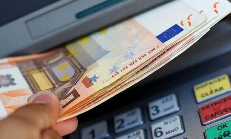 Απάτη με χρήση της τραπεζικής υπηρεσίας «λεφτά στο λεπτό» από «αγοραστές» σε αγγελίες πώλησης αυτοκινήτων