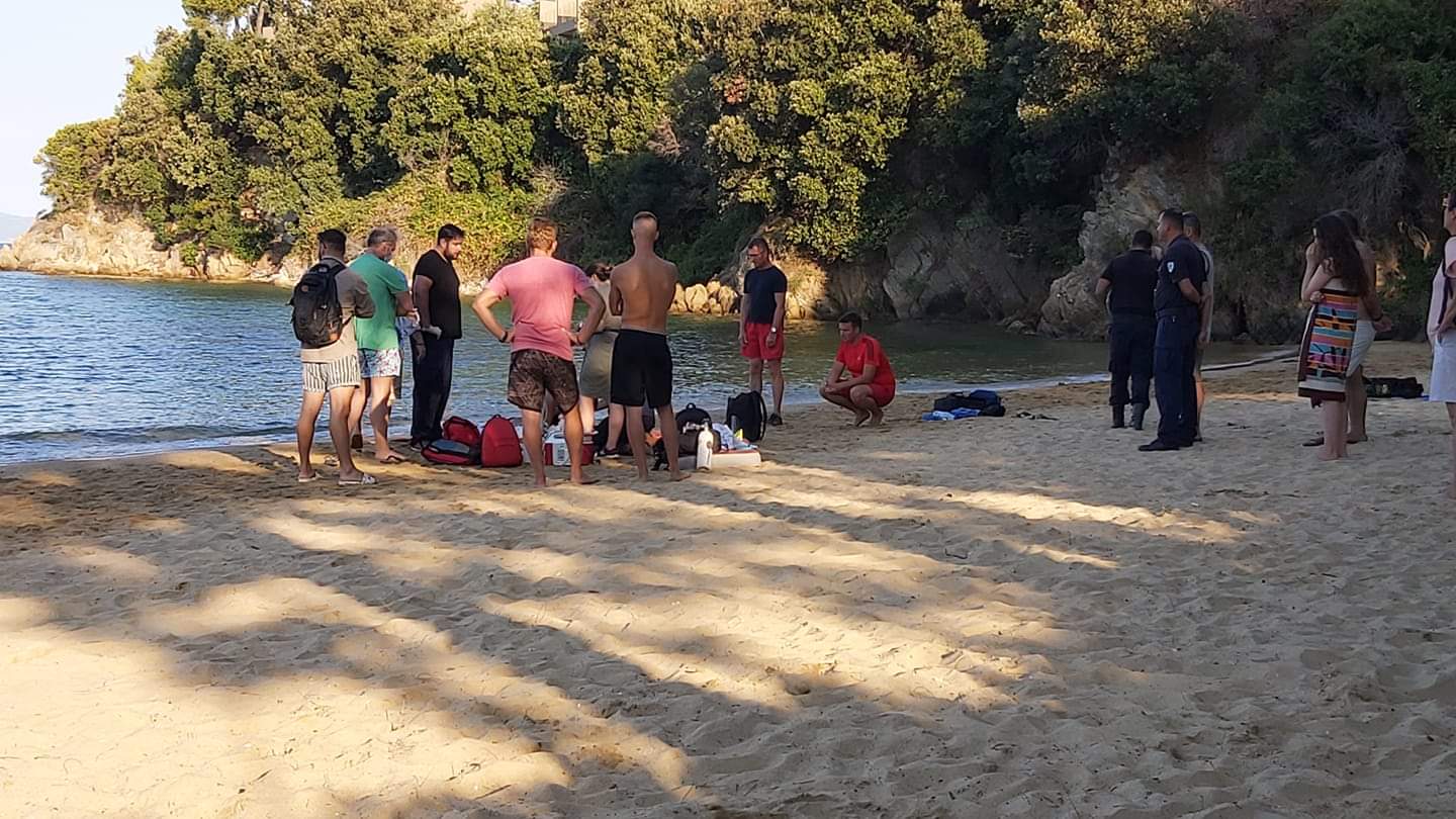 Σκιάθος: Επιχείρησαν με ΚΑΡΠΑ να επαναφέρουν 33άχρονο λουόμενο- Στην παραλία δεν υπήρχε Ναυαγοσωστική κάλυψη
