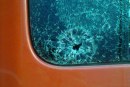 Ζεφύρι: Πυρά κατά Πυροσβεστικού και Περιπολικού