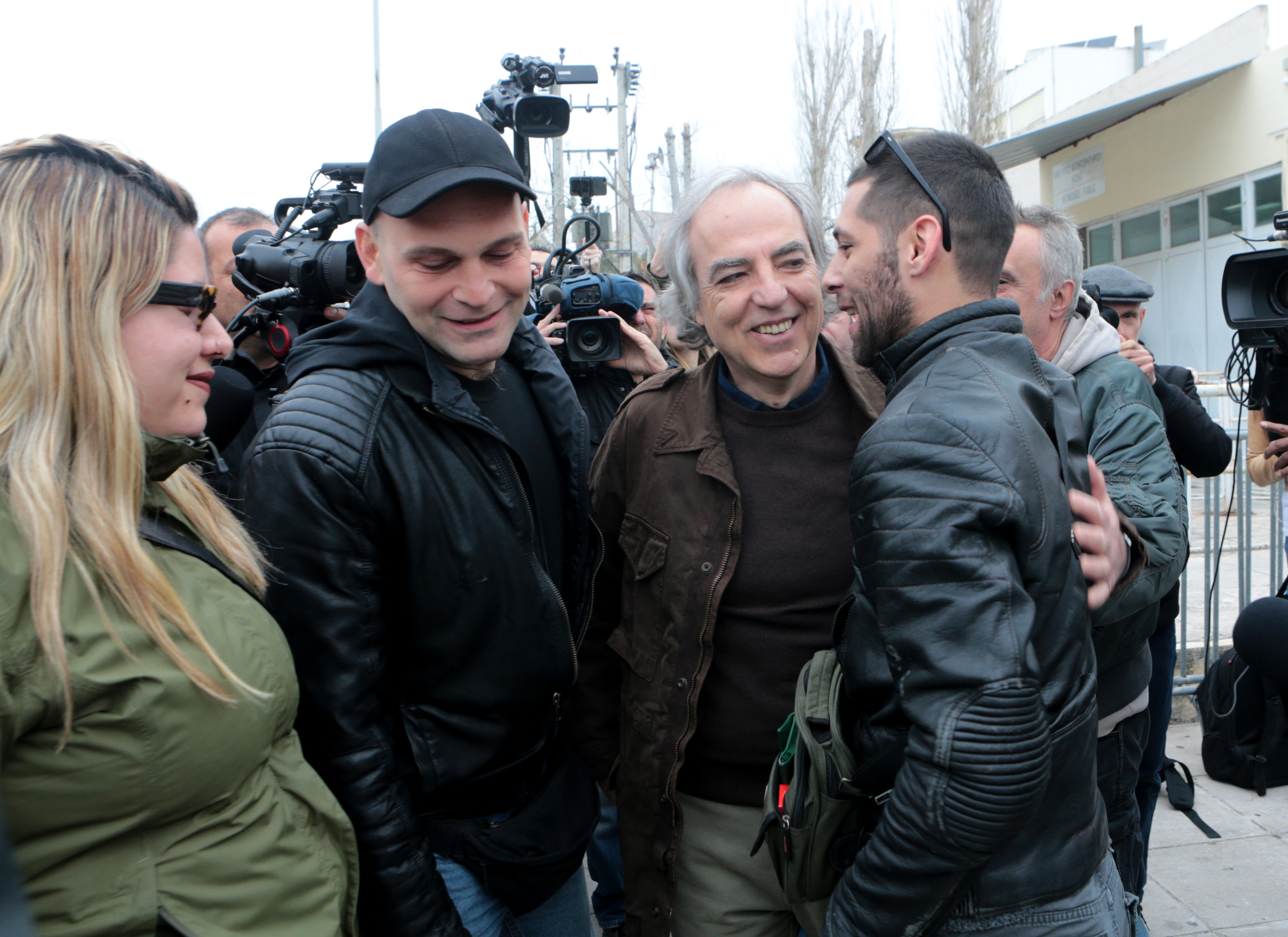 Σωφρονιστικοί Υπάλληλοι: «Ναι» στην άδεια Κουφοντίνα