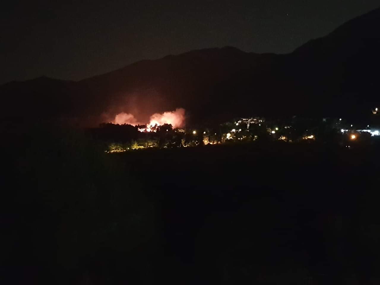 Πυρκαγιά στο Διόνυσο