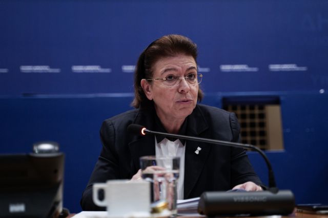 Λ.Μενδώνη: «Ξεκίνησε ΕΔΕ»- Υπέρβαση αρμοδιοτήτων από τις υπαλλήλους που κάλεσαν την αστυνομία