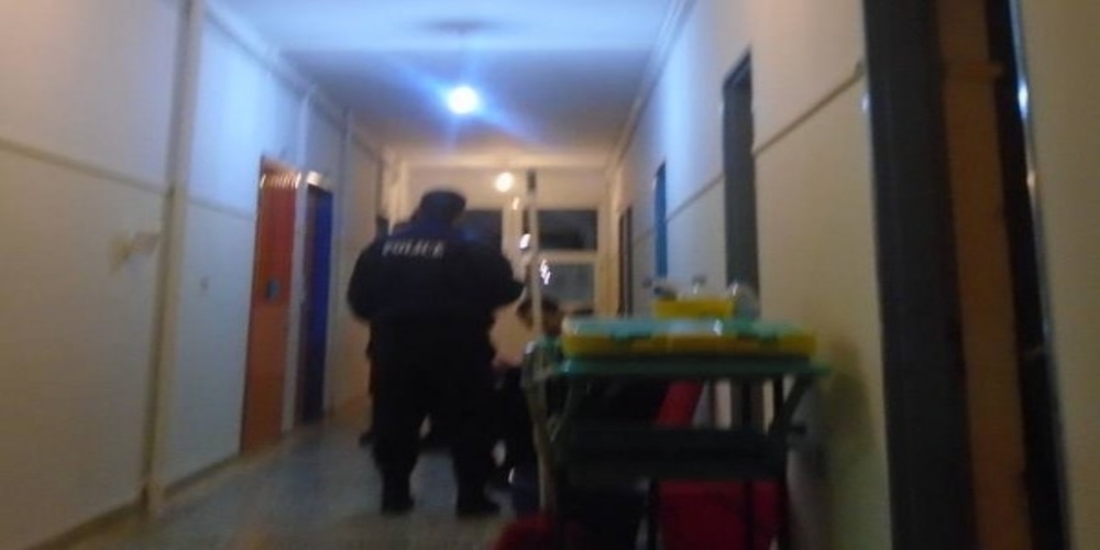 «Όταν λέμε εντοπίζουμε υπόπτους, δεν περιλαμβάνονται στα καθήκοντά μας και τα ύποπτα δείγματα για .. κορωνοιό»- Σε 24ωρη φυλαξη δύο Αστυνομικοί με πολιτική περιβολή ανά βαρδια»