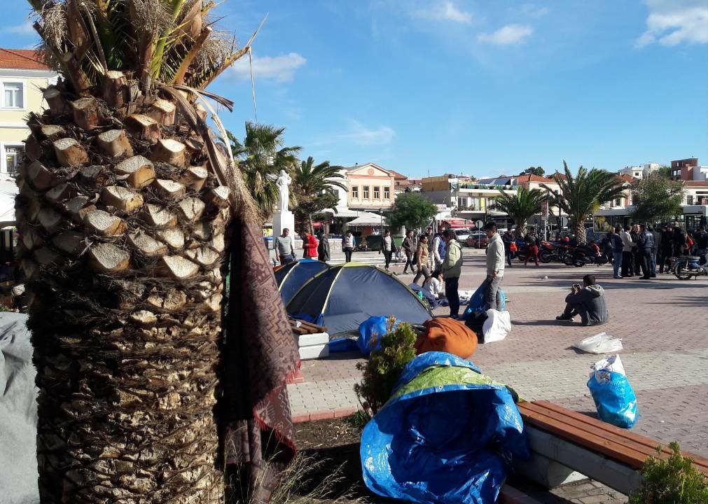 Λέσβος: Λαθρομετανάστης κατέληξε από καρδιακό επεισόδιο, ενώ βρέθηκε να κατέχει τρία διαβατήρια και €3000