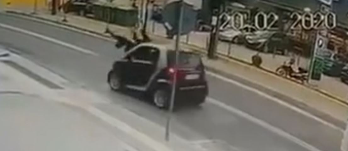 Ρέθυμνο: Αυτοκίνητο παρέσυρε μητέρα και το παιδί της (video)