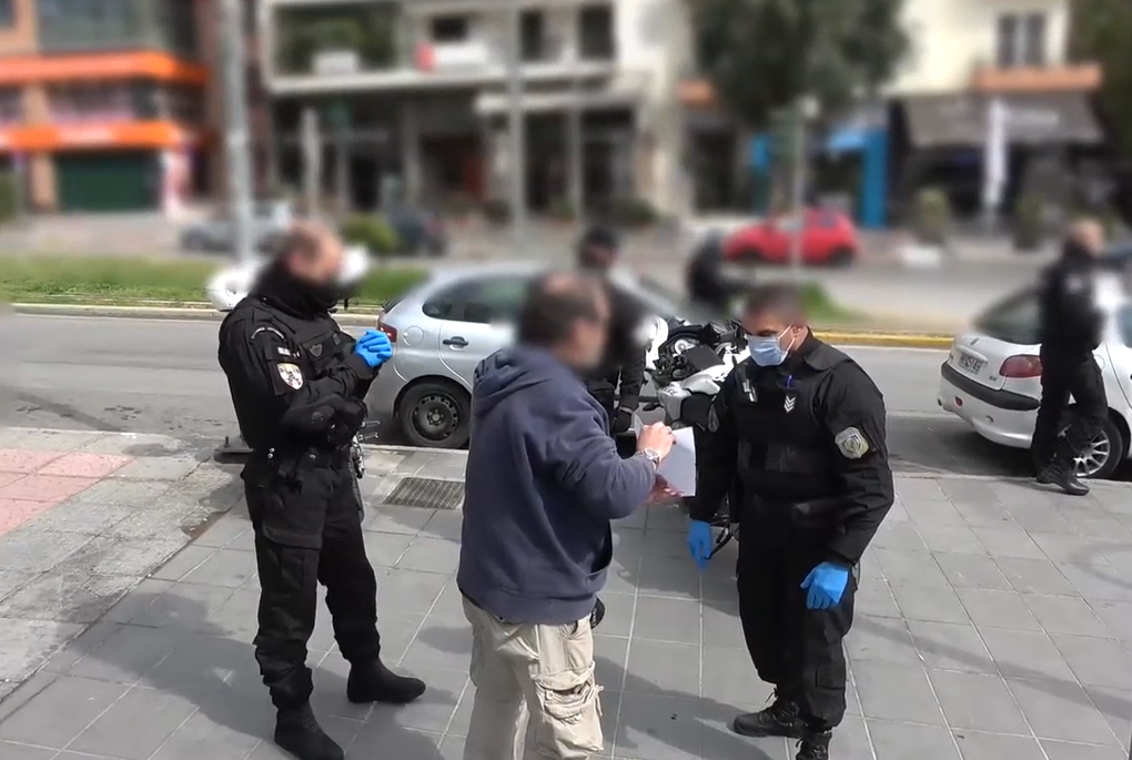 Νομίζουν ότι θα κοροϊδέψουν τις Αρχές, αλλά ο κορωνοϊος δεν κάνει διακρίσεις- Με διασταυρώσεις στοιχείων οι μετακινήσεις