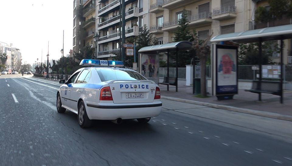 Από τις 06.00πμ έως και τις 15.00μμ βεβαιώθηκαν από την ΕΛ.ΑΣ για άσκοπες μετακινήσεις … 1.043 παραβάσεις!